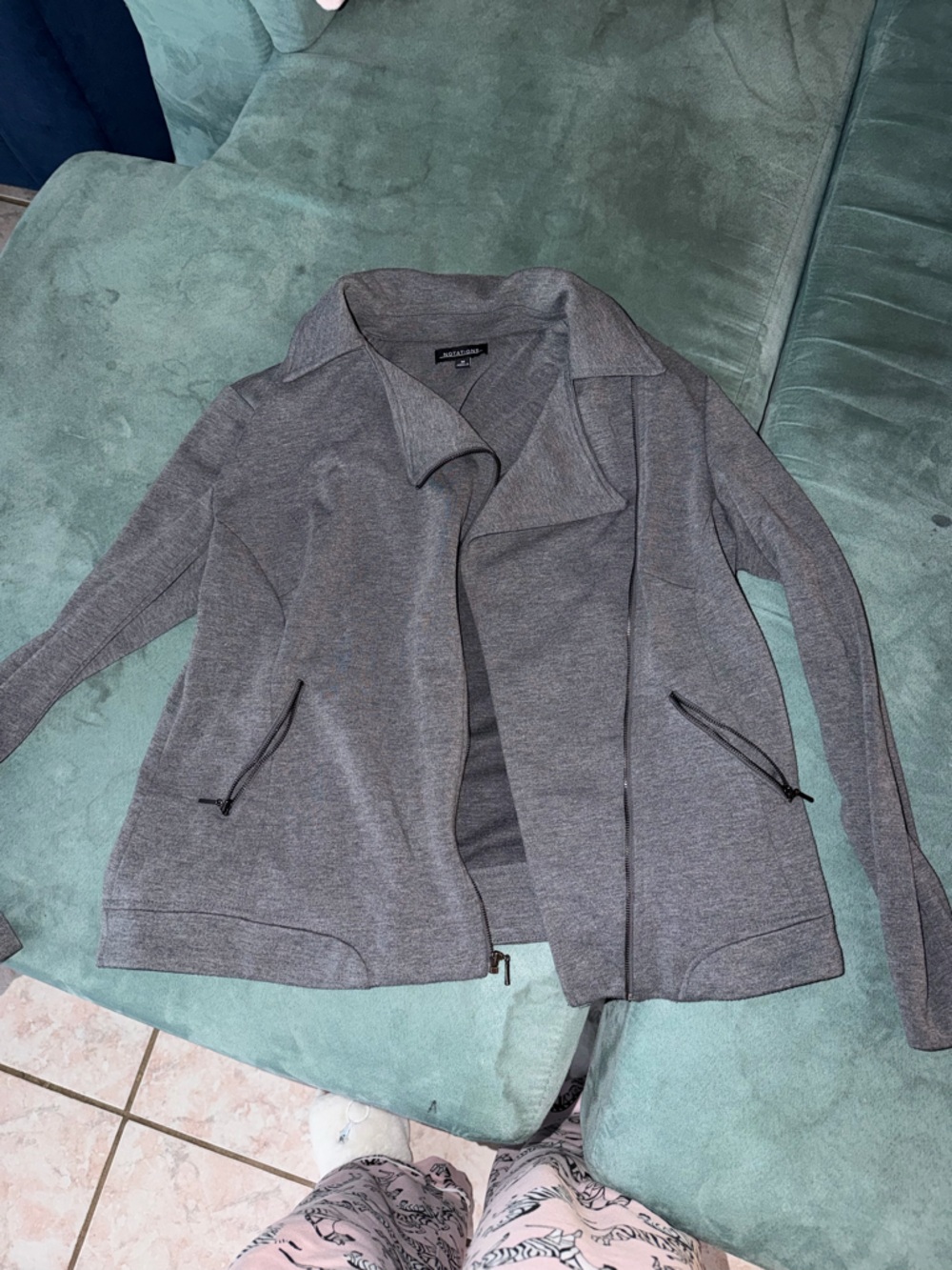 Gray women’s zip up jacket